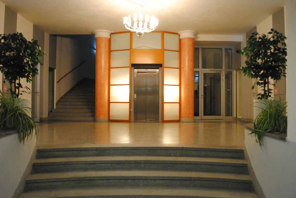 Apartment Centrum + Parking Оломоуц Екстер'єр фото